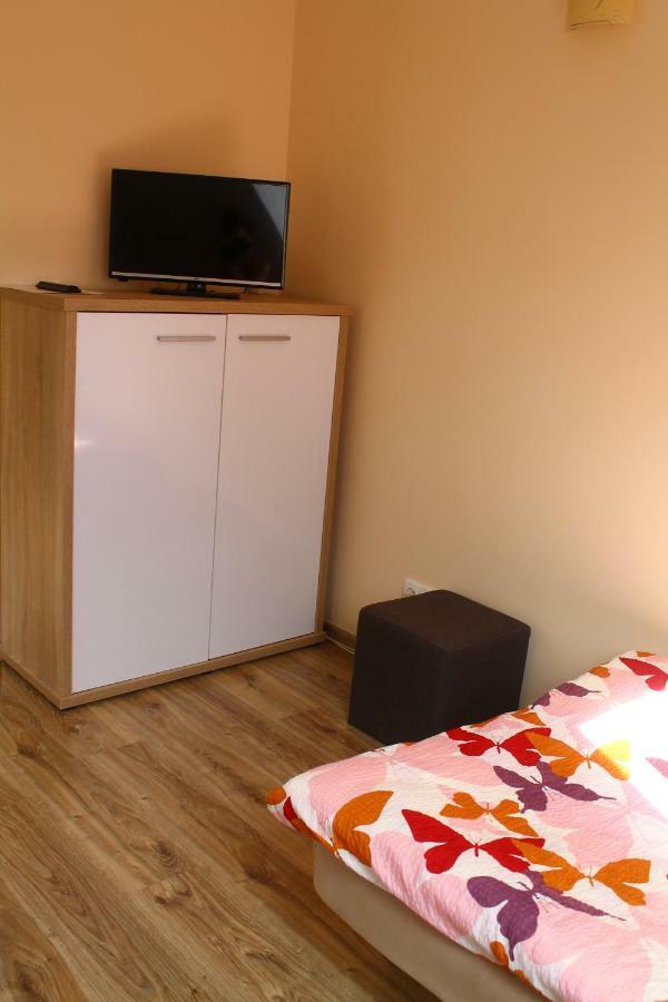 Bajkowe Mazury Apartment Mikołajki Exterior foto